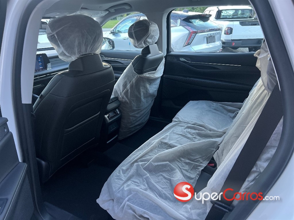 2026 Ford EDGE TREND HYBRID — foto 11 / 12