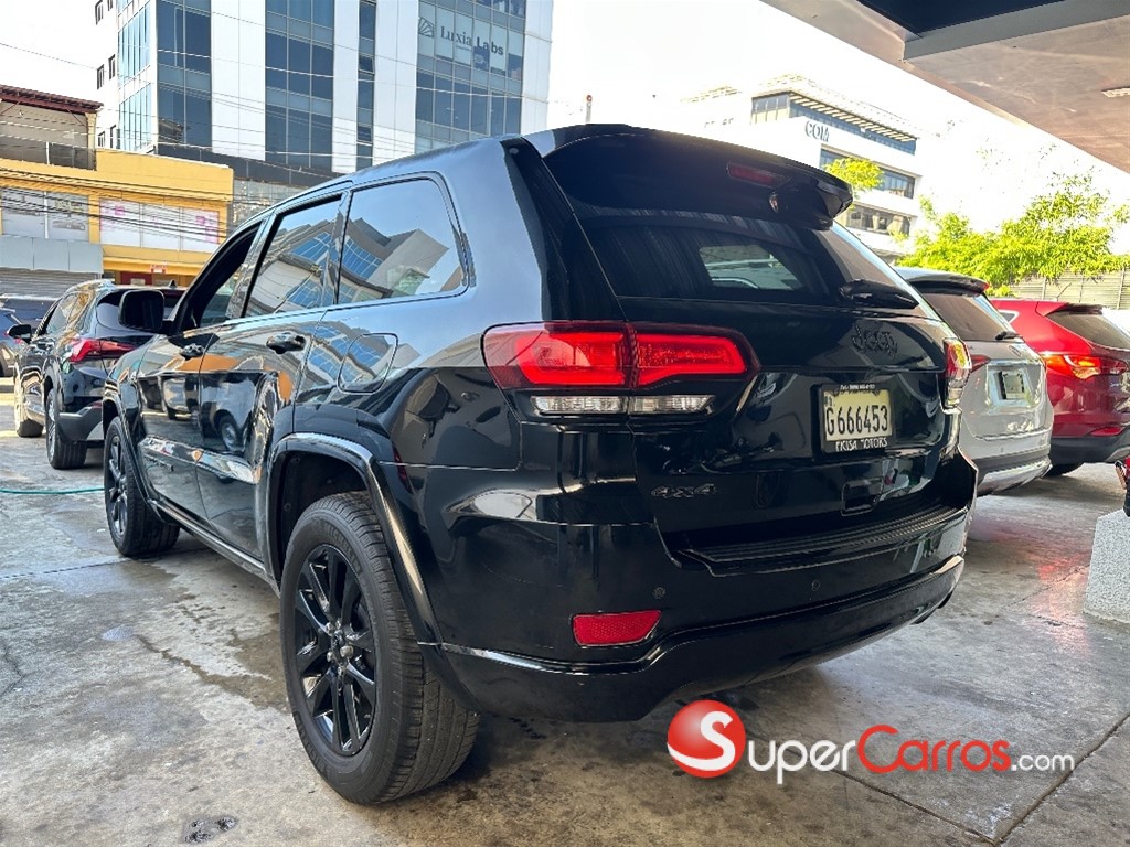 2018 Jeep Grand Cherokee Altitude — foto 5 / 9