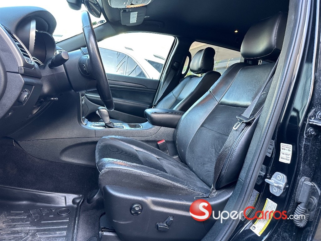 2018 Jeep Grand Cherokee Altitude — foto 8 / 9