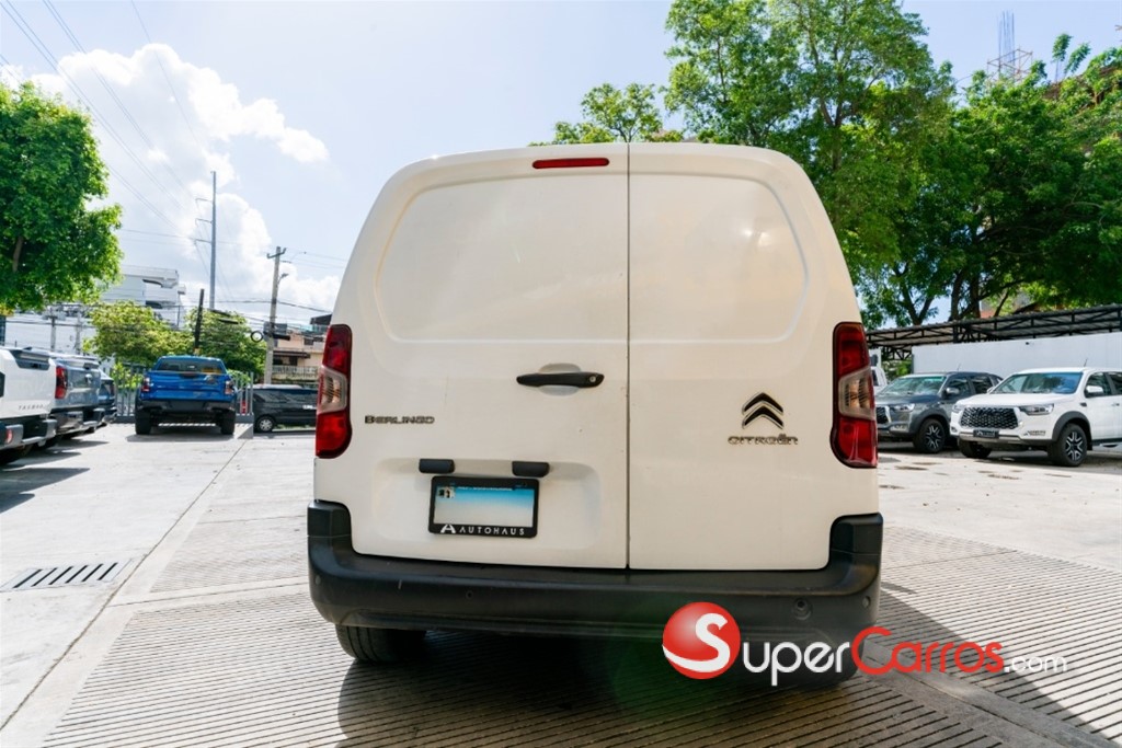 2021 Citroen Berlingo Carga — foto 2 / 7