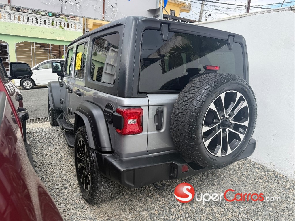 2020 Jeep Wrangler — foto 4 / 12
