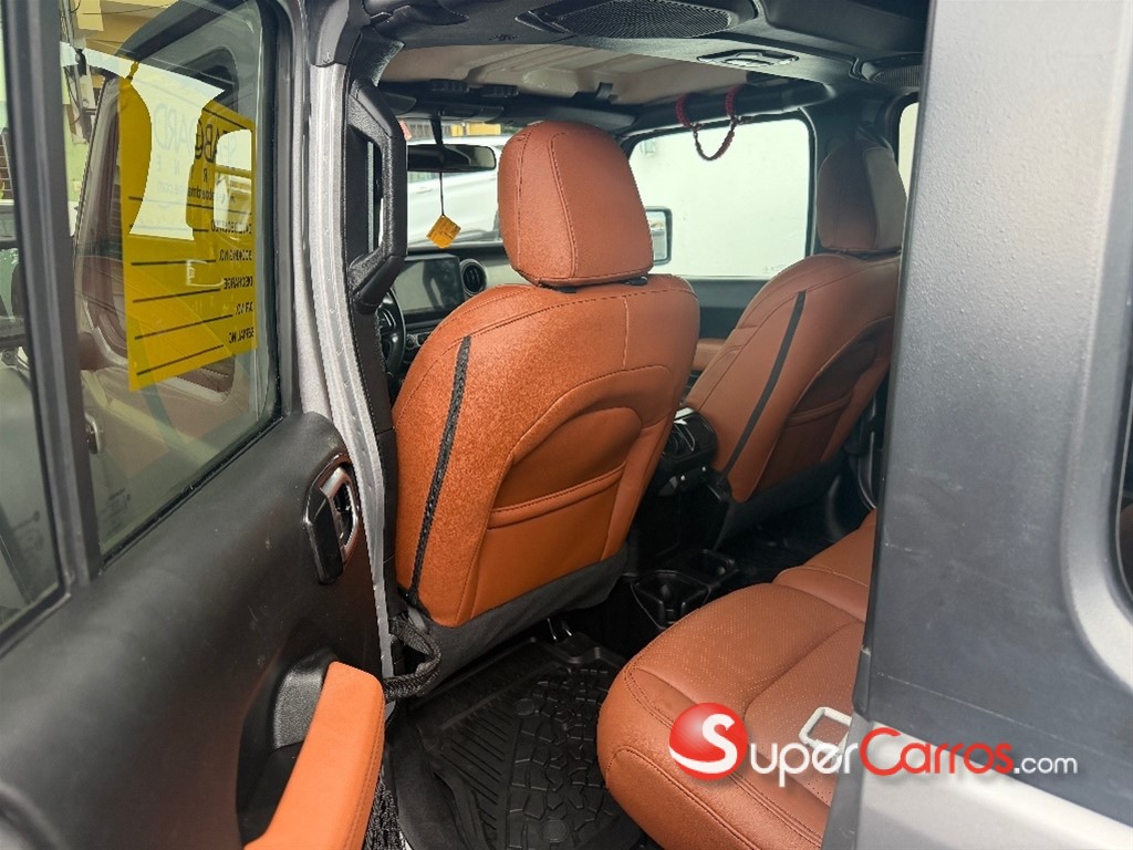 2020 Jeep Wrangler — foto 7 / 12