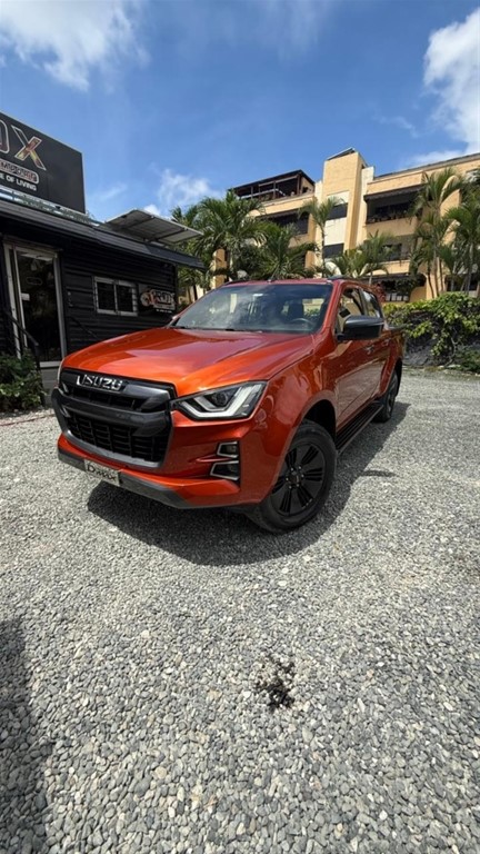 2024 Isuzu DMAX