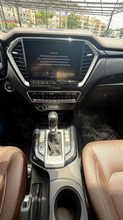 2024 Isuzu DMAX — foto 3 / 12