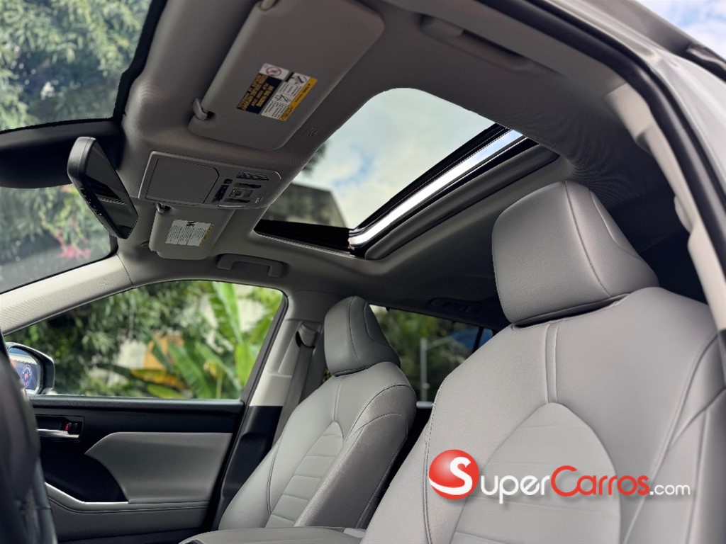 2021 Toyota Highlander XLE — foto 9 / 12