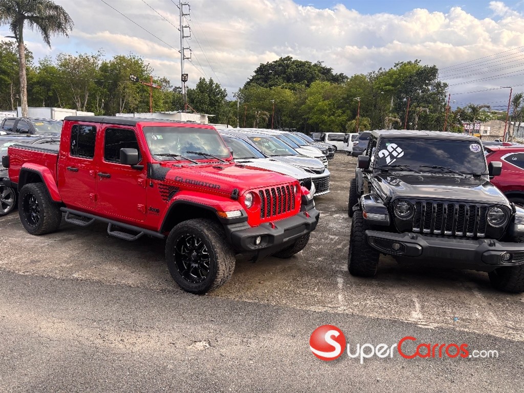 2020 Jeep Gladiator Sport — foto 2 / 12