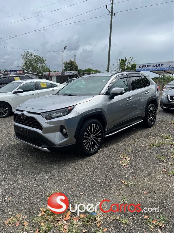2020 Toyota RAV4 XLE PLUS