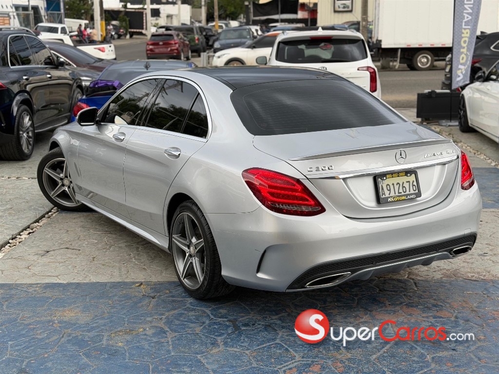 2015 Mercedes-Benz Clase C 300 AMG 4Matic — foto 8 / 8