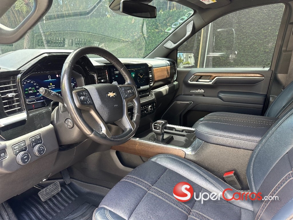2023 Chevrolet Silverado High Country Duramax — foto 9 / 10