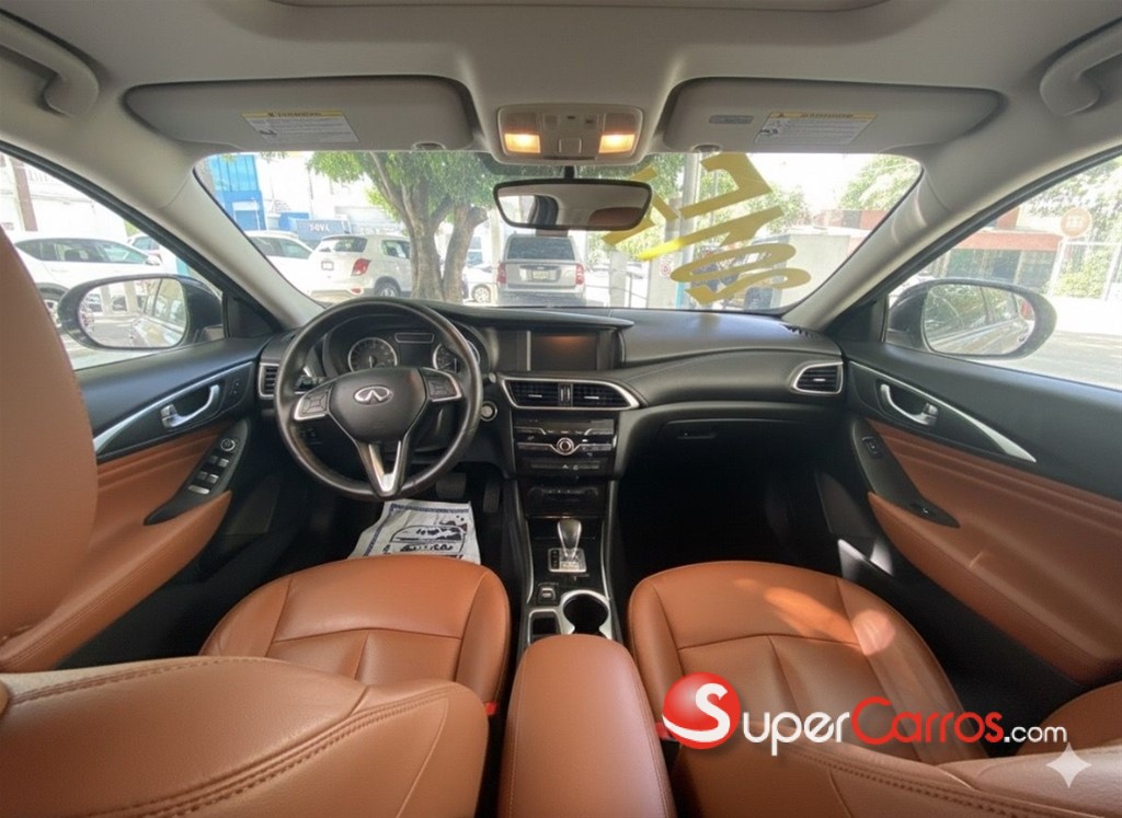 2017 Infiniti QX-30 — foto 10 / 10