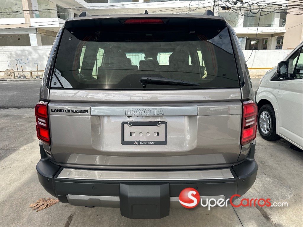 2026 Toyota Land Cruiser Prado All Rounder 02 — foto 5 / 9