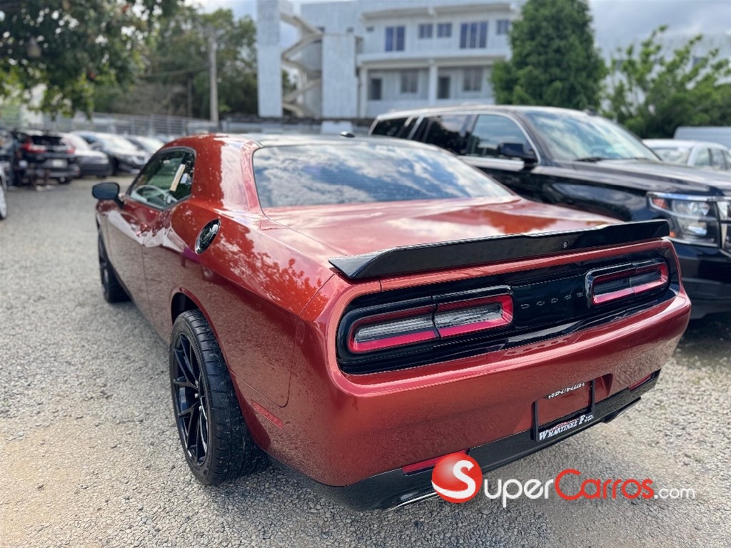 2021 Dodge Challenger SXT — foto 7 / 11