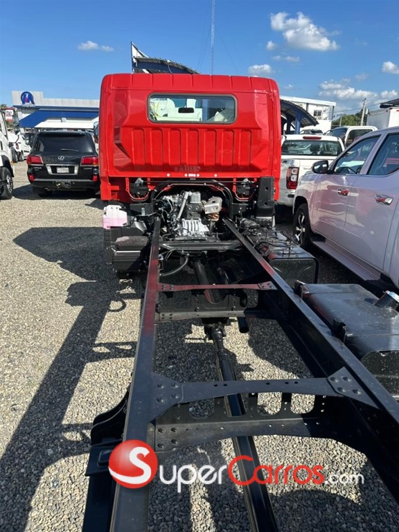2027 Mitsubishi Motors Canter Chassis 18 pies — foto 10 / 11