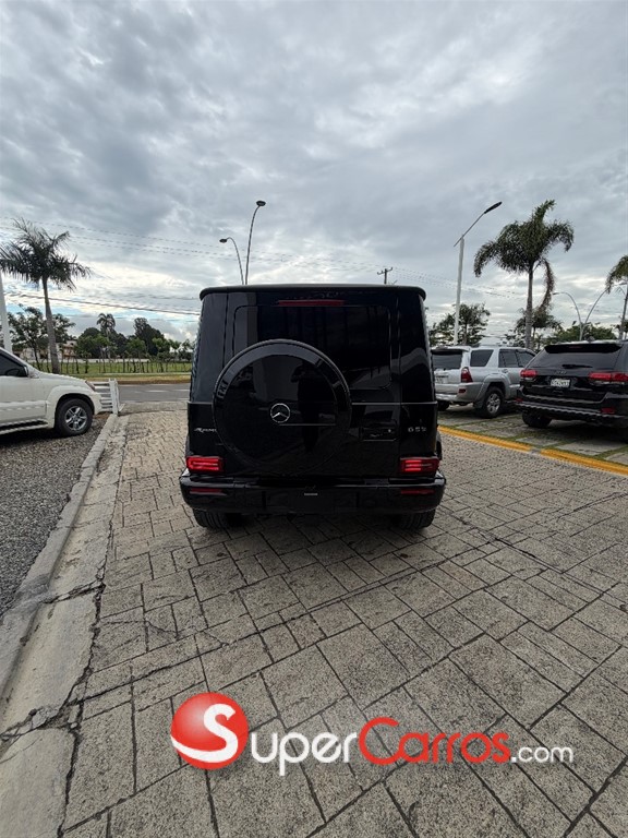 2025 Mercedes-Benz Clase G 63 AMG — foto 9 / 12