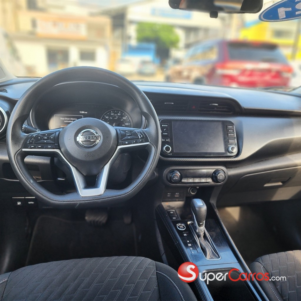 2021 Nissan Kicks SV — foto 11 / 12
