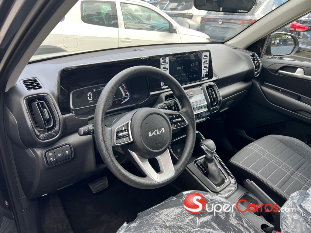 2027 Kia Sonet — foto 7 / 10
