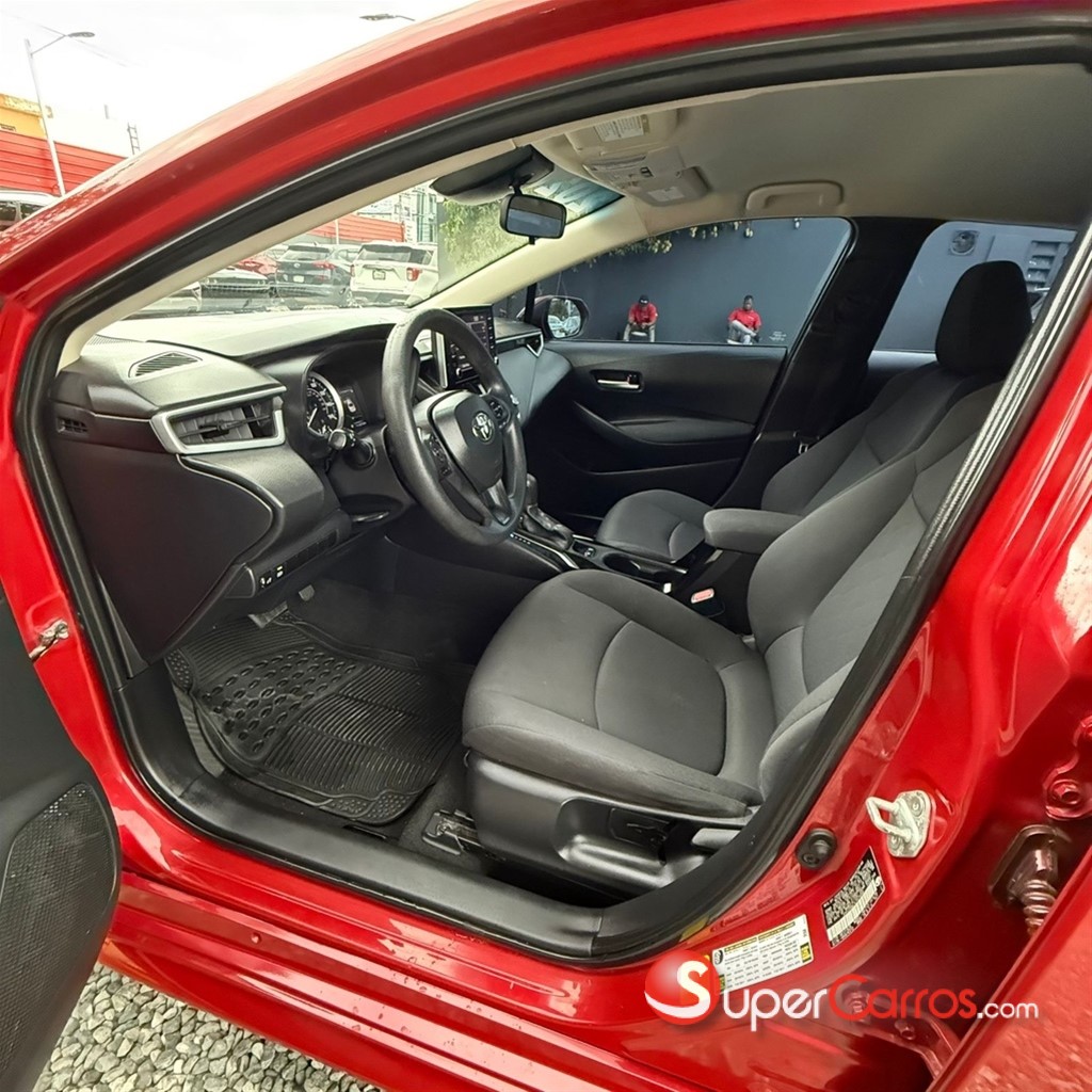 2020 Toyota Corolla LE — foto 7 / 12