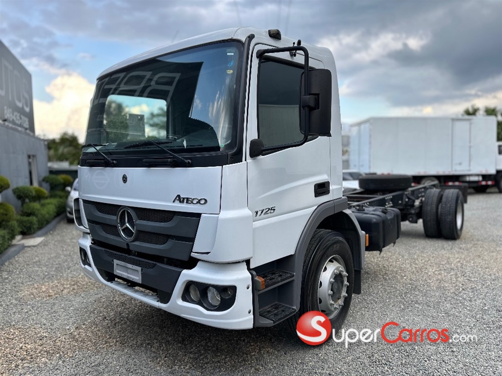 2024 Mercedes-Benz Atego 1725