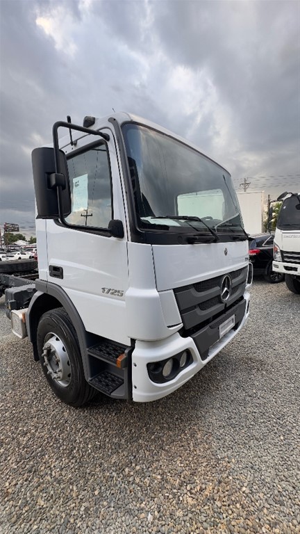 2024 Mercedes-Benz Atego 1725 — foto 8 / 12