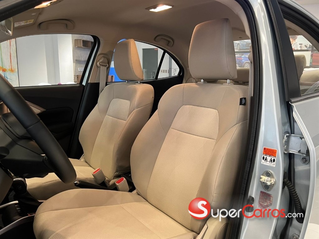 2026 Suzuki Dzire GLX — foto 5 / 12