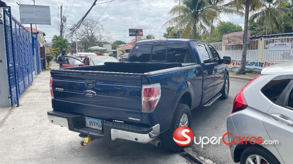 2012 Ford F 150 XLT — foto 5 / 12