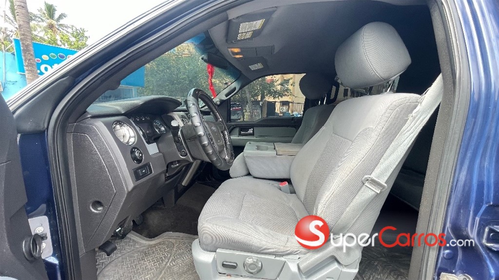 2012 Ford F 150 XLT — foto 6 / 12