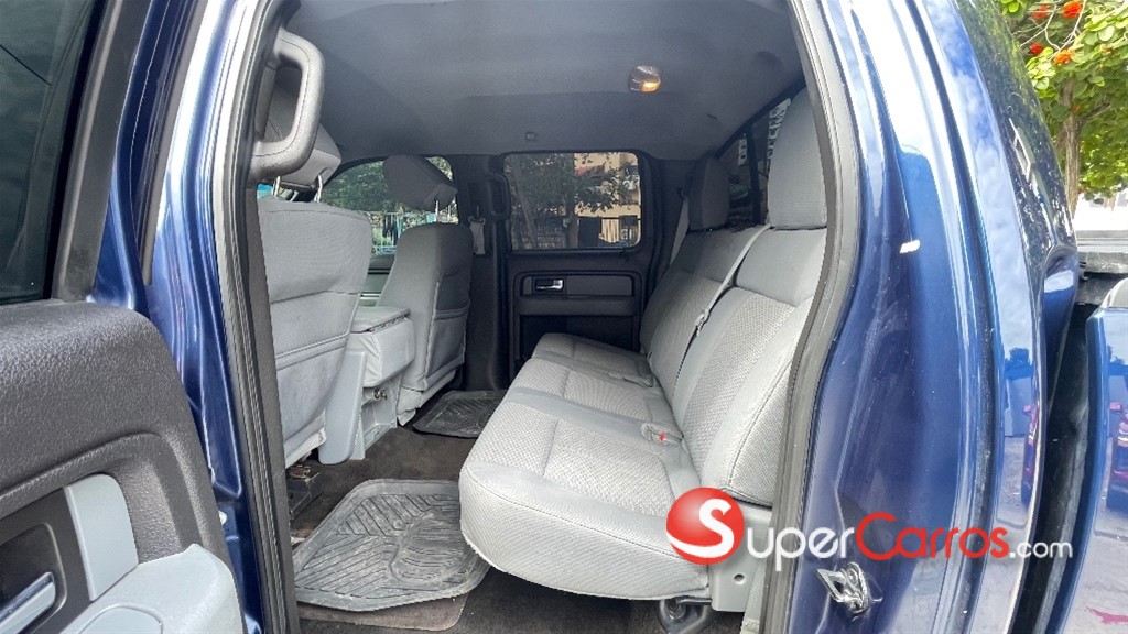 2012 Ford F 150 XLT — foto 7 / 12