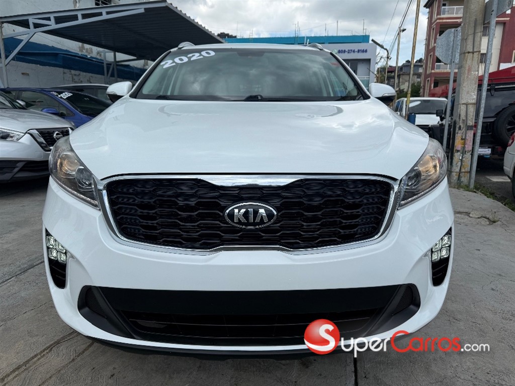 2020 Kia Sorento LX — foto 2 / 12
