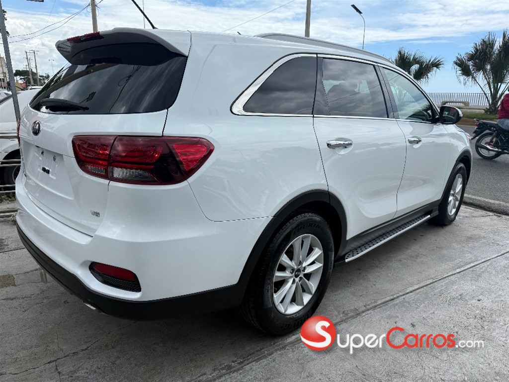 2020 Kia Sorento LX — foto 4 / 12