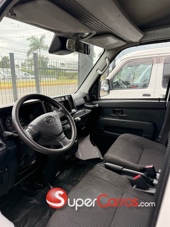 2020 Daihatsu Hijet Minivan — foto 4 / 11