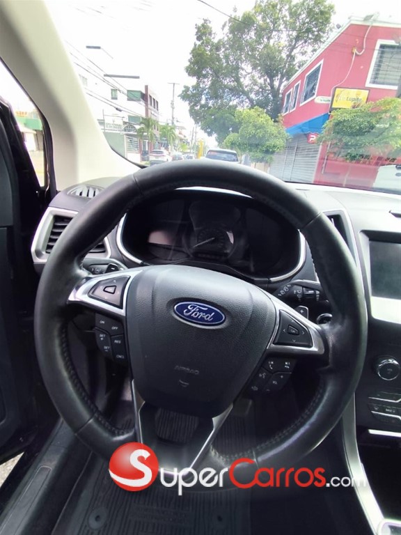 2019 Ford EDGE SEL AWD — foto 8 / 12