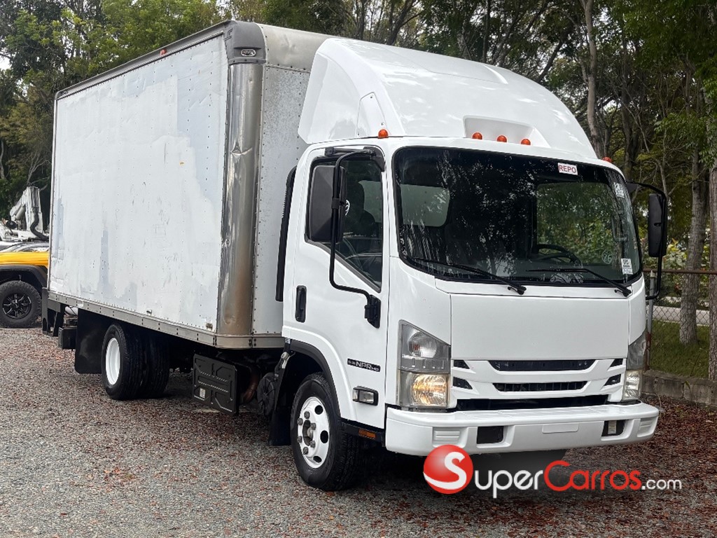 2017 Isuzu NPR 16 pies — foto 4 / 7