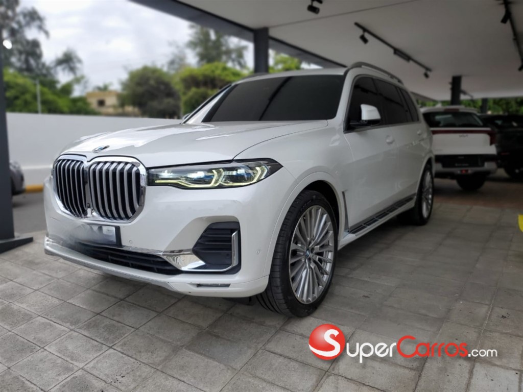 2021 BMW X 7 XDRIVE 40i — foto 4 / 12