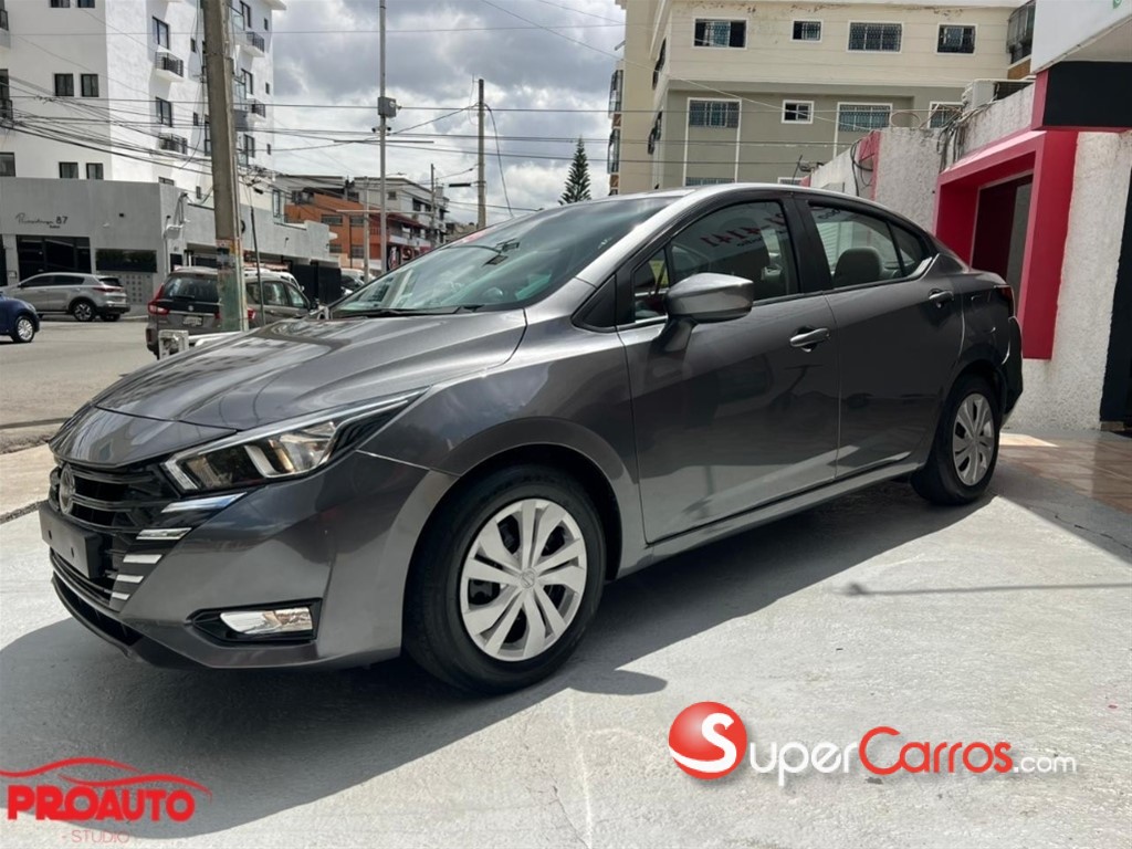 2024 Nissan Versa Advance — foto 3 / 10