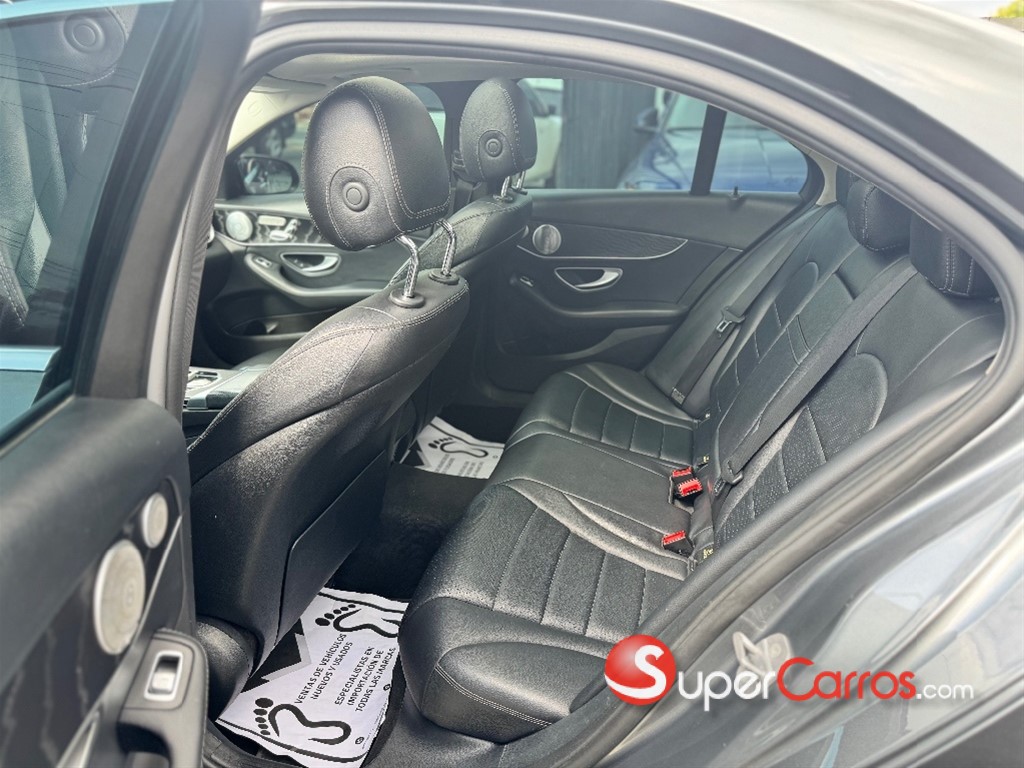2017 Mercedes-Benz Clase C 300 4 Matic — foto 12 / 12
