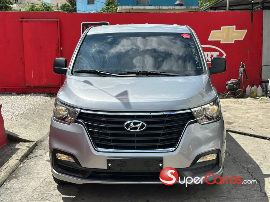 2020 Hyundai Grand Starex — foto 2 / 12