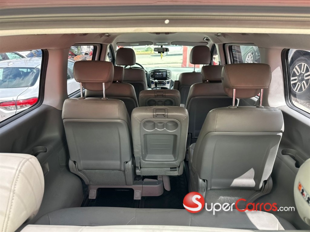2020 Hyundai Grand Starex — foto 7 / 12