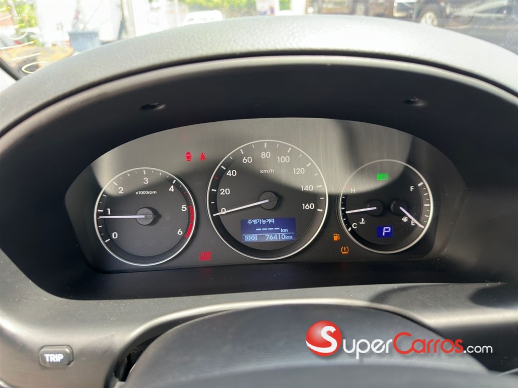2020 Hyundai Grand Starex — foto 11 / 12