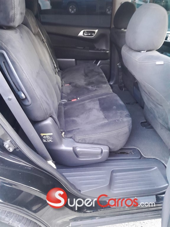 2016 Nissan Pathfinder SV — foto 5 / 11