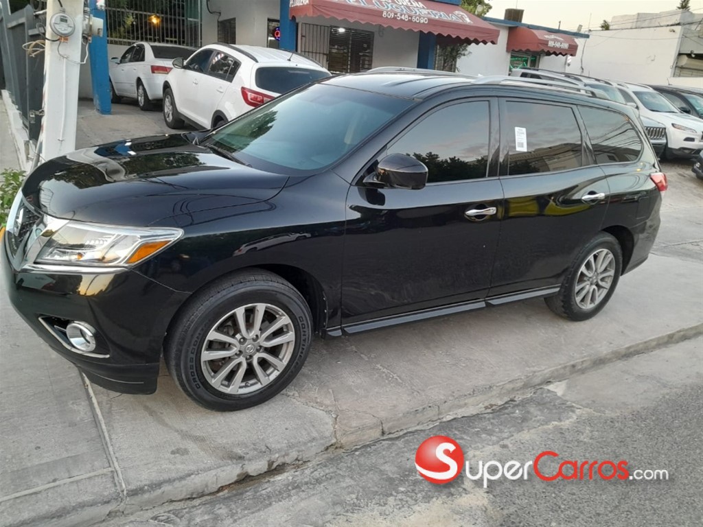 2016 Nissan Pathfinder SV — foto 9 / 11