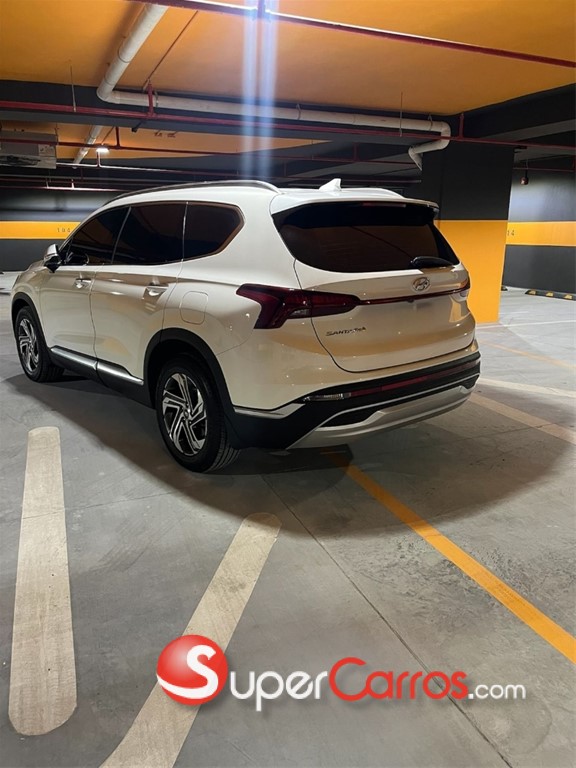 2023 Hyundai Santa Fe SE — foto 9 / 12