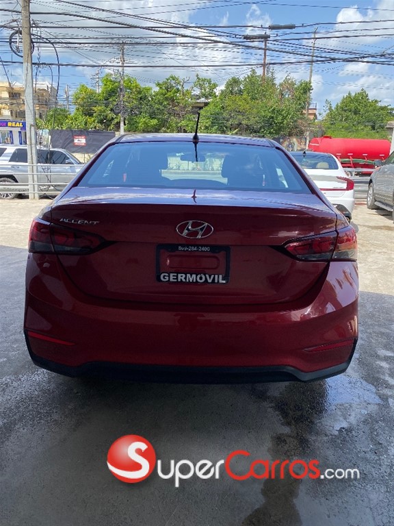 2021 Hyundai Accent SE — foto 4 / 9