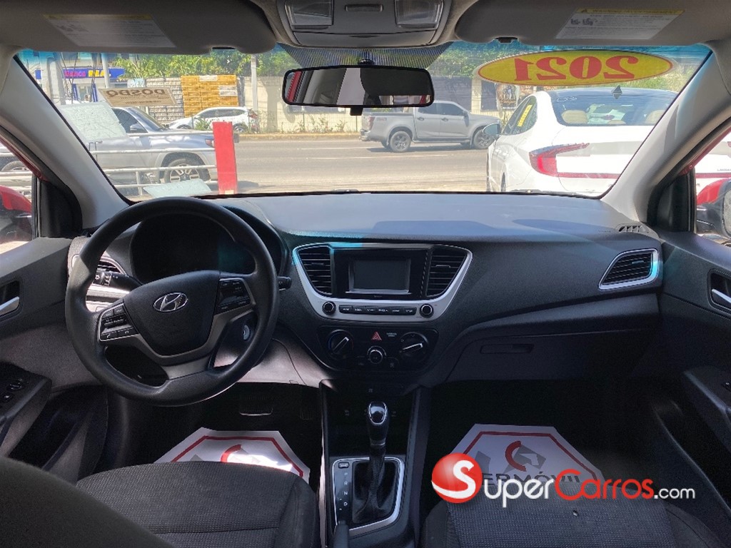 2021 Hyundai Accent SE — foto 9 / 9