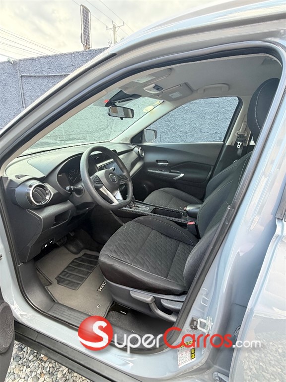 2021 Nissan Kicks SV — foto 5 / 8