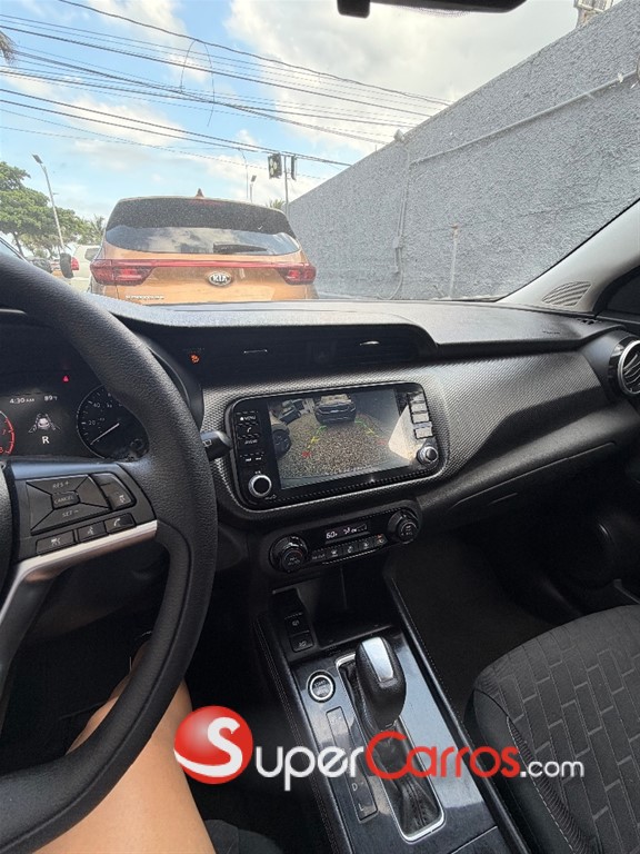 2021 Nissan Kicks SV — foto 7 / 8
