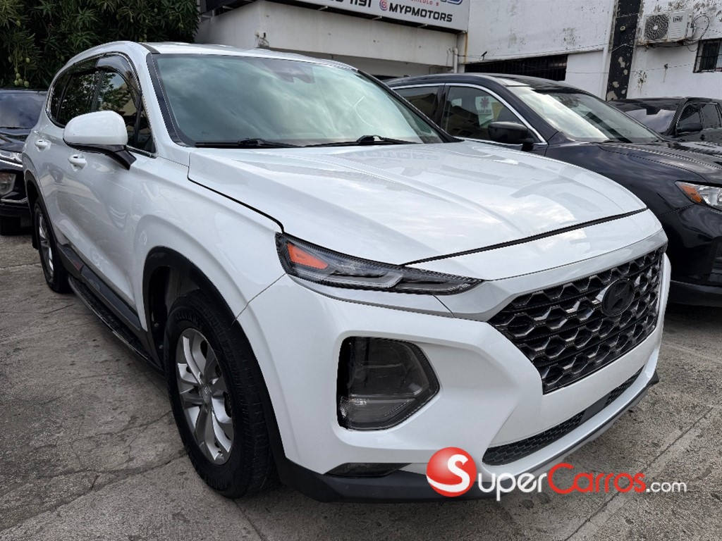 2020 Hyundai Santa Fe SE