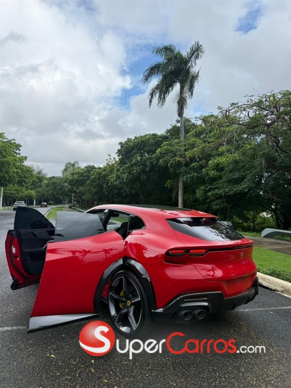 2025 Ferrari Purosangue — foto 10 / 12