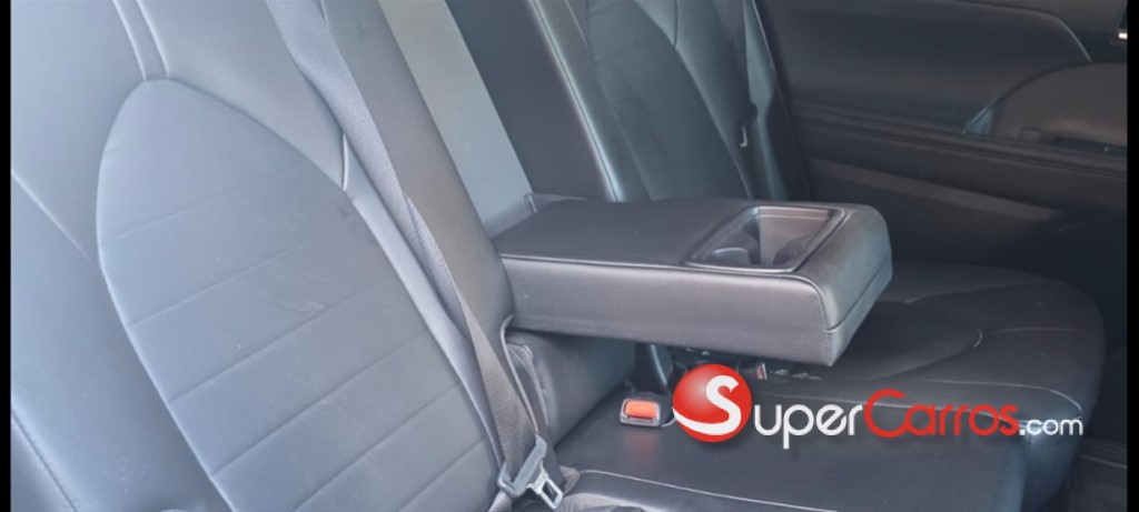 2023 Toyota Highlander XLE — foto 4 / 10