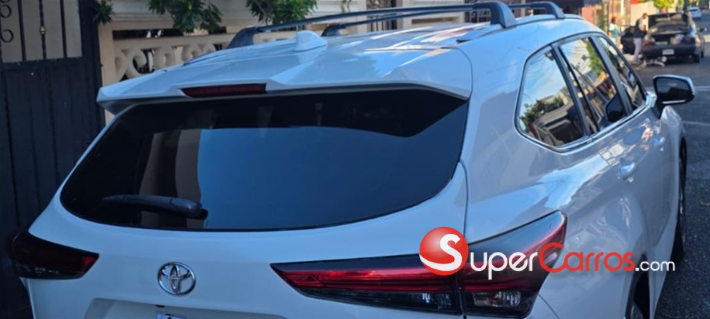 2023 Toyota Highlander XLE — foto 7 / 10