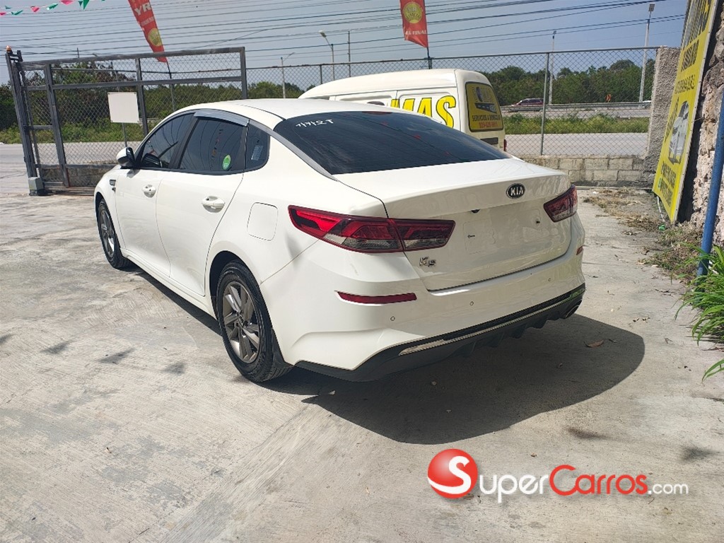 2022 Kia K-5 Deluxe — foto 3 / 12